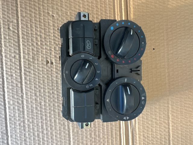 bontott MERCEDES-BENZ VITO Fűtéskapcsoló (Nem klímás)