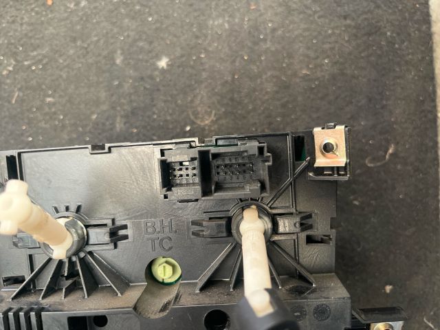 bontott MERCEDES-BENZ VITO Fűtéskapcsoló (Nem klímás)