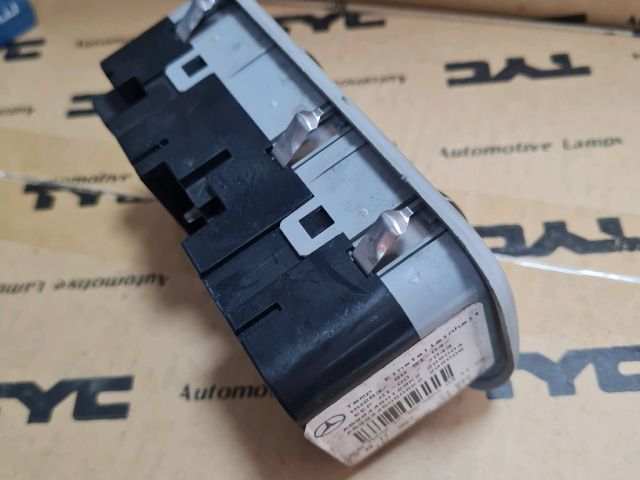 bontott MERCEDES-BENZ VITO Fűtéskapcsoló