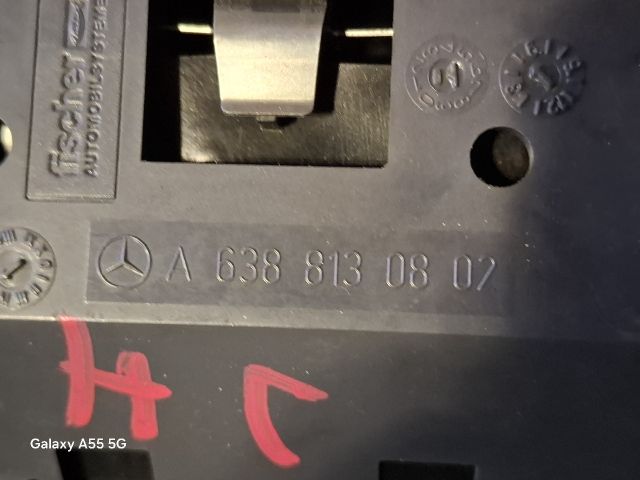 bontott MERCEDES-BENZ VITO Hátsó Hamutartó