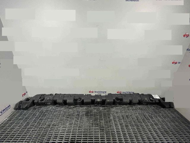 bontott MERCEDES-BENZ VITO Hátsó középső Lökhárító Tartó (Műanyag)