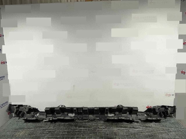 bontott MERCEDES-BENZ VITO Hátsó középső Lökhárító Tartó (Műanyag)