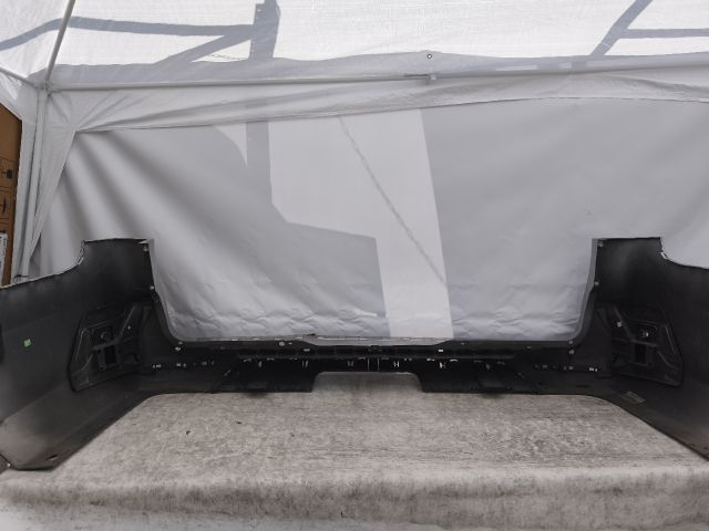 bontott MERCEDES-BENZ VITO Hátsó Lökhárító (Részeivel)