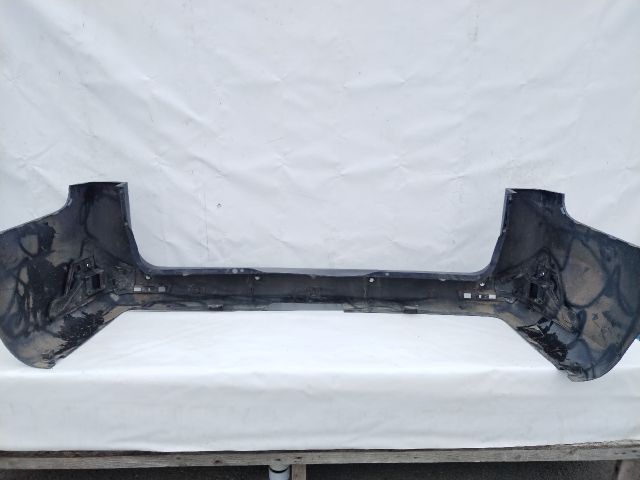 bontott MERCEDES-BENZ VITO Hátsó Lökhárító (Üresen)