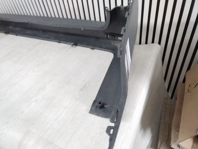 bontott MERCEDES-BENZ VITO Hátsó Lökhárító (Üresen)