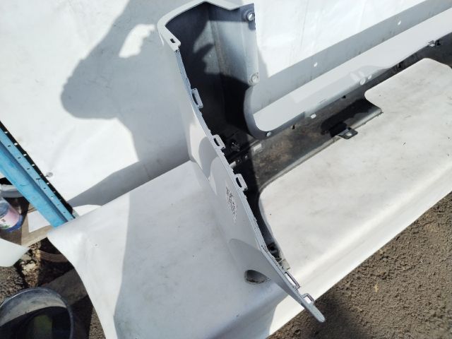 bontott MERCEDES-BENZ VITO Hátsó Lökhárító (Üresen)