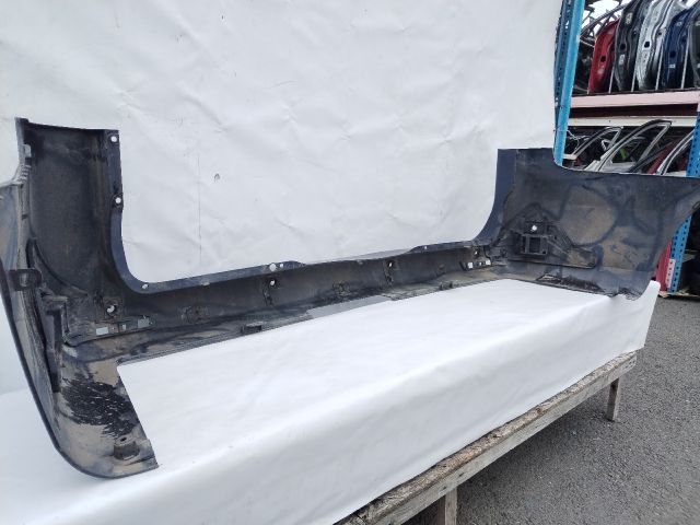 bontott MERCEDES-BENZ VITO Hátsó Lökhárító (Üresen)