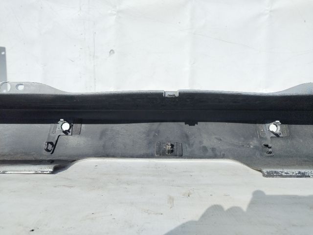 bontott MERCEDES-BENZ VITO Hátsó Lökhárító (Üresen)