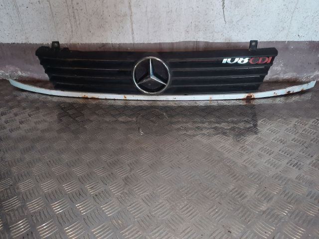 bontott MERCEDES-BENZ VITO Hűtőrács