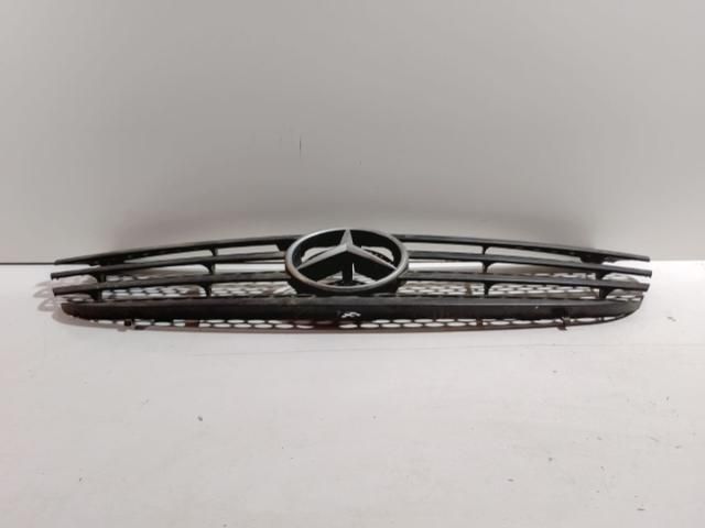 bontott MERCEDES-BENZ VITO Hűtőrács