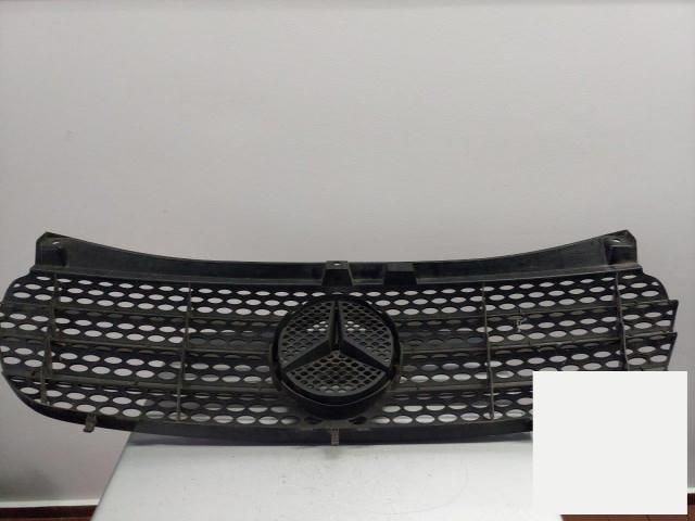 bontott MERCEDES-BENZ VITO Hűtőrács