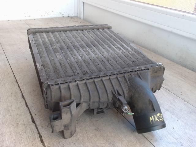 bontott MERCEDES-BENZ VITO Intercooler