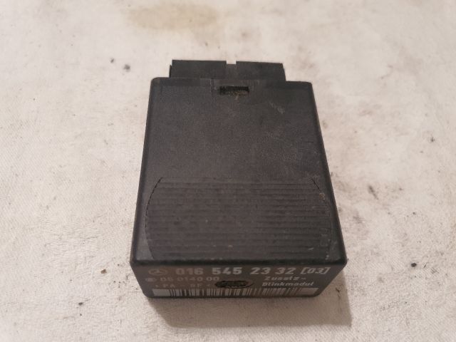 bontott MERCEDES-BENZ VITO Irányjelző Relé