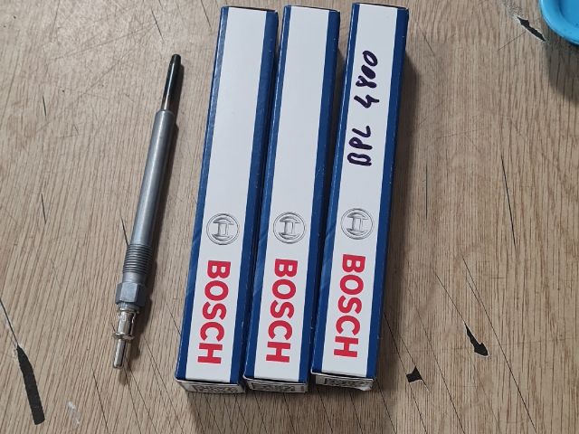 bontott MERCEDES-BENZ VITO Izzító/Gyújtó Gyertya