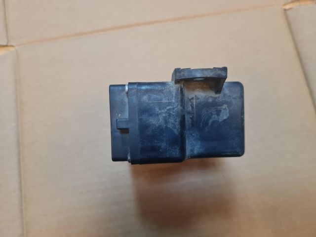 bontott MERCEDES-BENZ VITO Izzító Relé