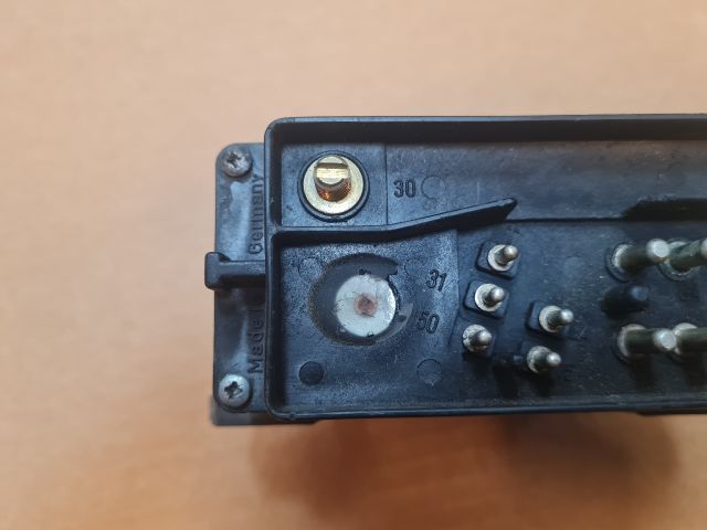 bontott MERCEDES-BENZ VITO Izzító Relé