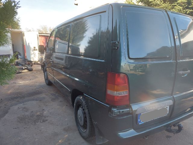 bontott MERCEDES-BENZ VITO Jobb Csomagtérajtó (Részeivel)