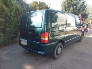 bontott MERCEDES-BENZ VITO Jobb Csomagtérajtó (Részeivel)