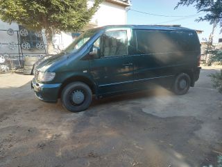 bontott MERCEDES-BENZ VITO Jobb Csomagtérajtó (Részeivel)