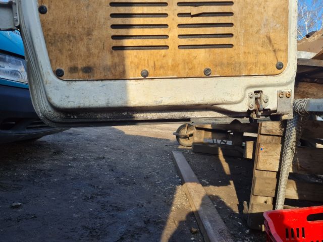 bontott MERCEDES-BENZ VITO Jobb Csomagtérajtó (Üres lemez)