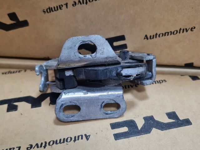 bontott MERCEDES-BENZ VITO Jobb Csomagtérajtó Zárszerkezet