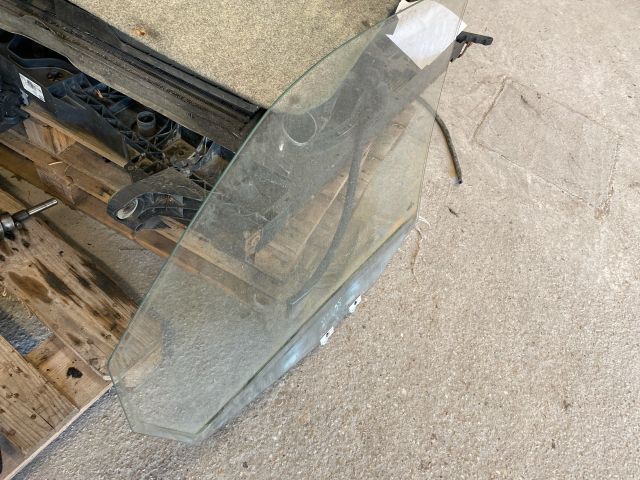 bontott MERCEDES-BENZ VITO Jobb első Ablak