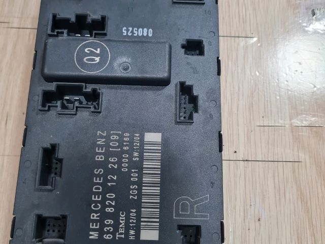 bontott MERCEDES-BENZ VITO Jobb első Ablakemelő Elektronika