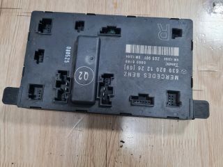 bontott MERCEDES-BENZ VITO Jobb első Ablakemelő Elektronika