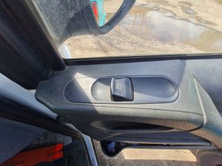 bontott MERCEDES-BENZ VITO Jobb első Ablakemelő Kapcsoló