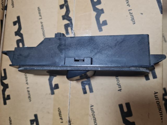 bontott MERCEDES-BENZ VITO Jobb első Ablakemelő Kapcsoló