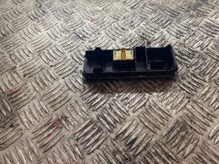 bontott MERCEDES-BENZ VITO Jobb első Ablakemelő Kapcsoló