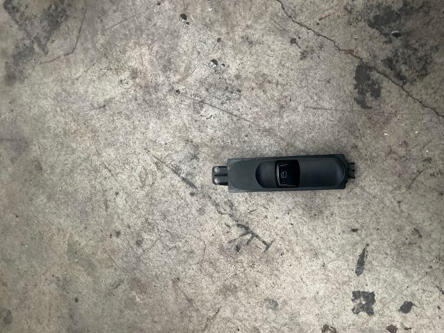 bontott MERCEDES-BENZ VITO Jobb első Ablakemelő Kapcsoló