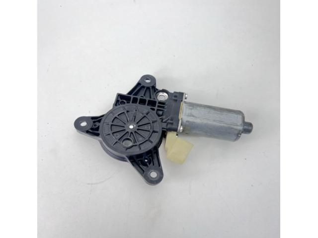 bontott MERCEDES-BENZ VITO Jobb első Ablakemelő Motor