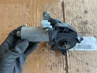 bontott MERCEDES-BENZ VITO Jobb első Ablakemelő Motor