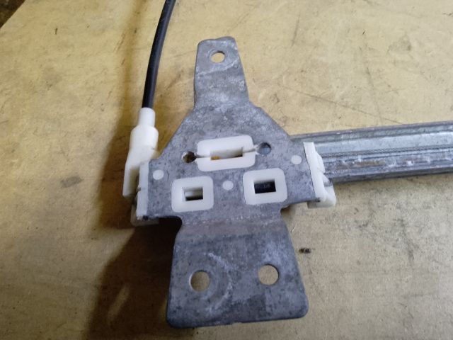 bontott MERCEDES-BENZ VITO Jobb első Ablakemelő Szerkezet (Elektromos)