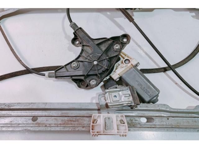 bontott MERCEDES-BENZ VITO Jobb első Ablakemelő Szerkezet (Elektromos)