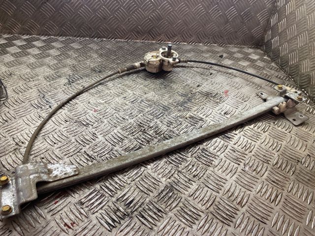 bontott MERCEDES-BENZ VITO Jobb első Ablaktörlő Szerkezet