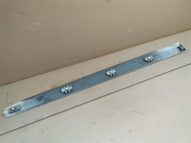 bontott MERCEDES-BENZ VITO Jobb első Ajtó Díszléc