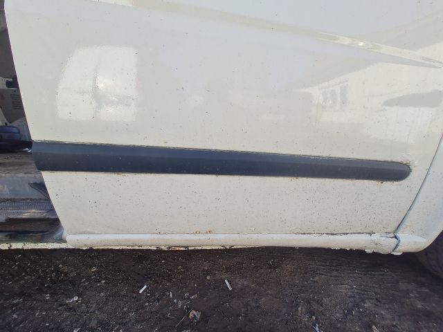 bontott MERCEDES-BENZ VITO Jobb első Ajtó Díszléc