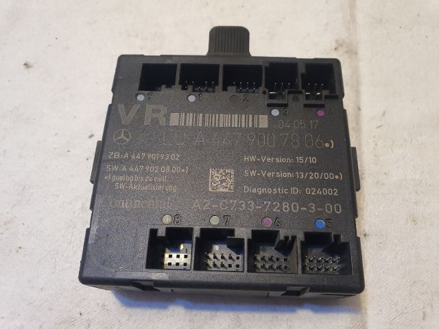 bontott MERCEDES-BENZ VITO Jobb első Ajtó Vezérlőegység