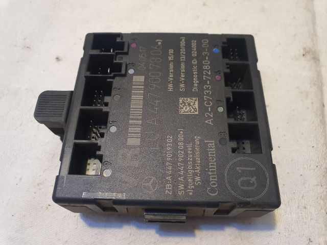 bontott MERCEDES-BENZ VITO Jobb első Ajtó Vezérlőegység