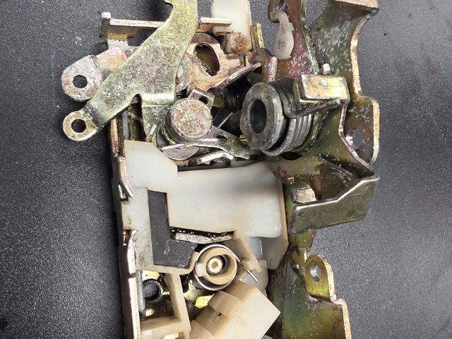 bontott MERCEDES-BENZ VITO Jobb első Ajtózár