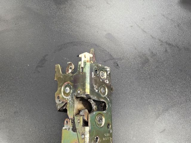 bontott MERCEDES-BENZ VITO Jobb első Ajtózár