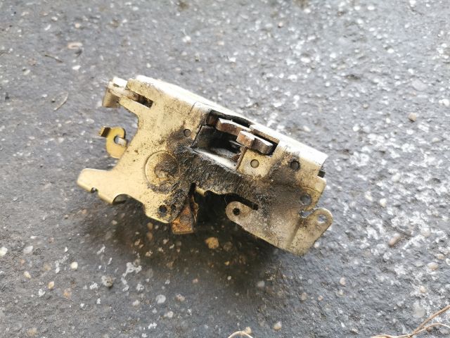 bontott MERCEDES-BENZ VITO Jobb első Ajtózár