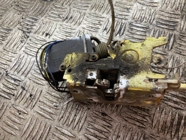 bontott MERCEDES-BENZ VITO Jobb első Ajtózár