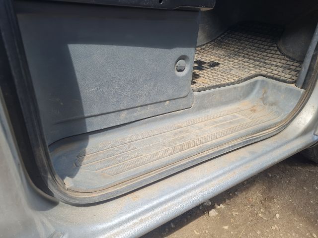 bontott MERCEDES-BENZ VITO Jobb első Belső Küszöb Burkolat