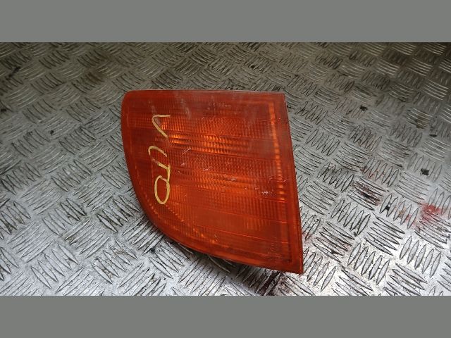 bontott MERCEDES-BENZ VITO Jobb első Irányjelző