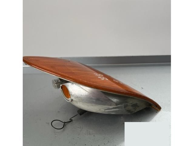 bontott MERCEDES-BENZ VITO Jobb első Irányjelző