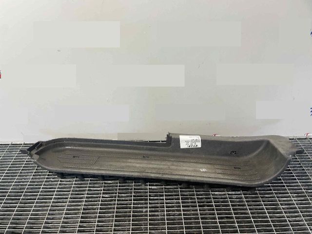 bontott MERCEDES-BENZ VITO Jobb első Küszöb Díszléc