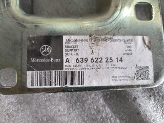 bontott MERCEDES-BENZ VITO Jobb első Lökhárító Merevítő Tartó (Fém)